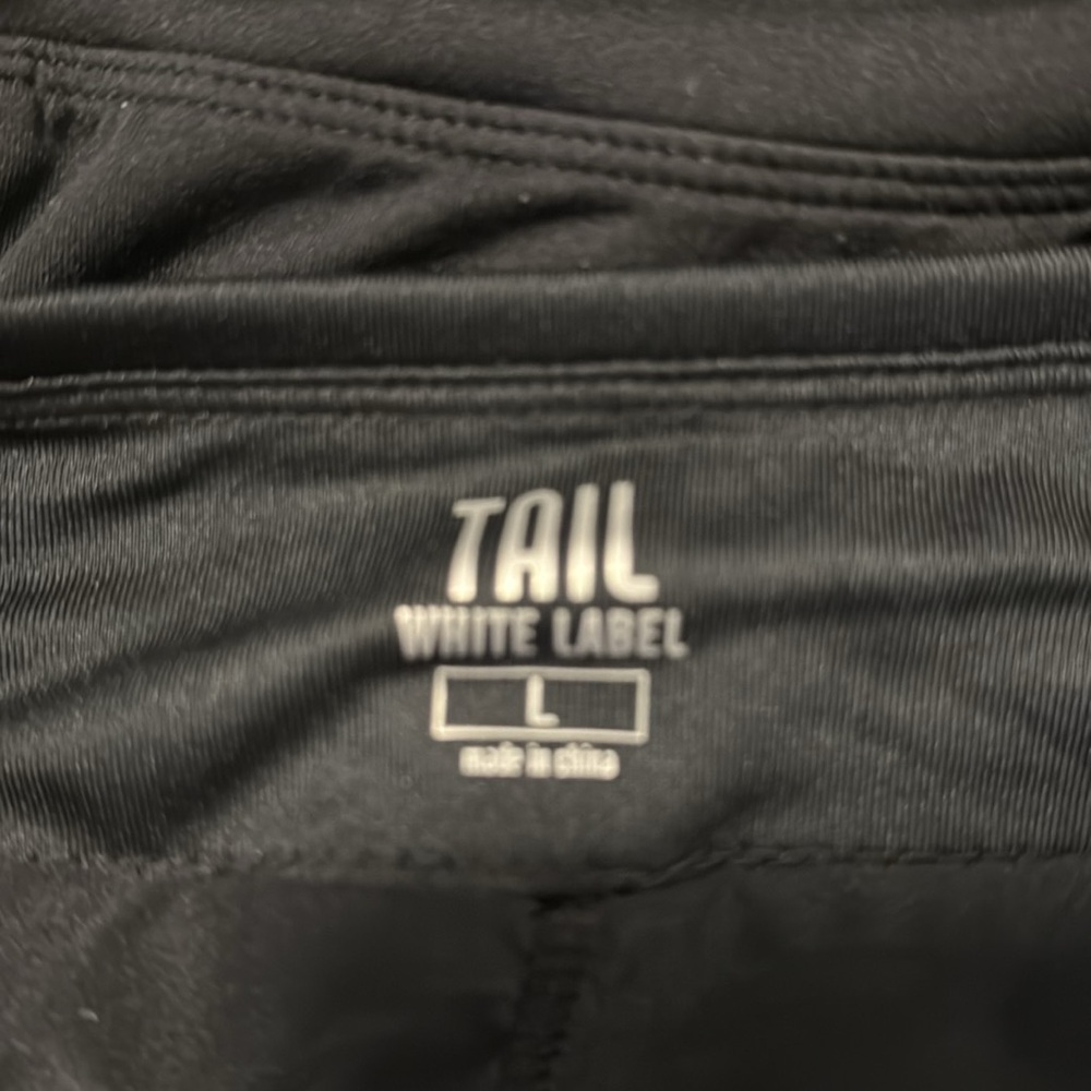 NWT Tail Skort. Size Large - Picture 8 of 10